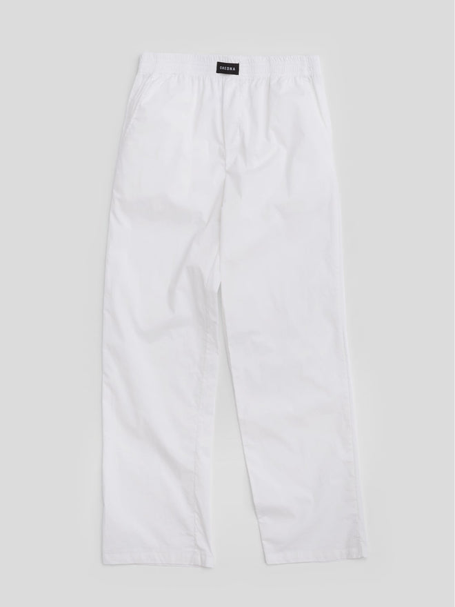 lightweight white pants with pockets