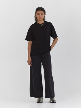 black t-shirt one dna