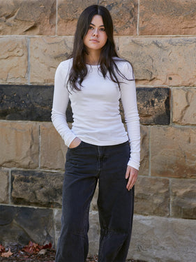 white ribbed long sleeve t-shirt one dna